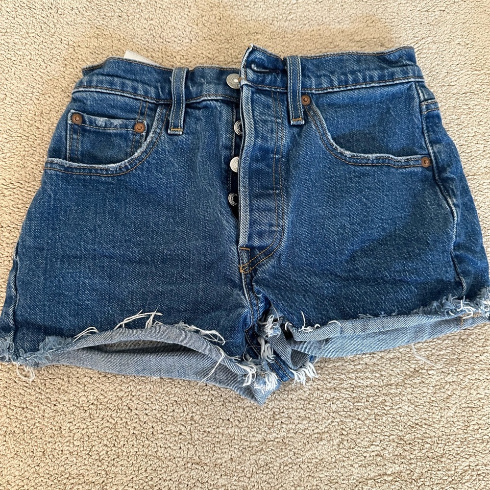 Women’s Levi’s 501 Cutoff Denim Shorts
